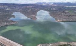 Kuruma noktasına gelen göl, üç ayda doldu taştı