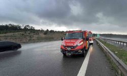 Kuzey Marmara Otoyolu'nda yağış kazayı beraberinde getirdi: 3 araç birbirine girdi