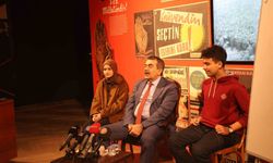 Milli Eğitim Bakanı Tekin'den Aydın'da 'Demokrasi ve Însan' dersi