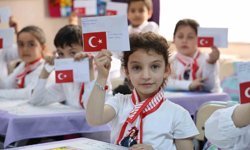 Minik eller yiğit yürekler için mektup yazdı, yigitlerin cevabı gecikmedi