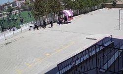 Minik yüreklerin polise yaptığı jest kalpleri ısıttı