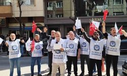 Öz İplik İş'ten Ar Leder önünde basın açıklaması