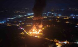 Samsun'da muz deposu yangını havadan görüntülendi