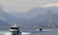 Suyun altını üstüne getiriyor, can kurtarmak için saniyelerle yarışıyorlar