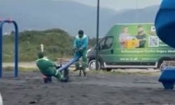 Tahteravalliye binen temizlik işçileri güldürdü