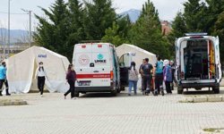 Tatbikat için canlı canlı tabuta girdi