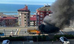 Trabzon'da taş kamyonu yangını korkuttu