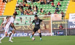 Trendyol Süper Lig: Corendon Alanyaspor: 0 - Samsunspor: 2 (İlk yarı)