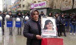 Vanlı Anne: 'Bu bayrak için ölün'