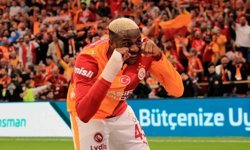 Victor Osimhen bu sezonki 20. golünü attı