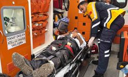 Virajı alamayan otobüs şarampole devrildi: 23 yaralı