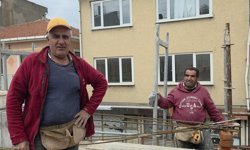 “1 Mayıs Emek ve Dayanışma Günü: Meydanlar Doldu, Yevmiyeli İşçiler Geçim İçin Çalıştı”