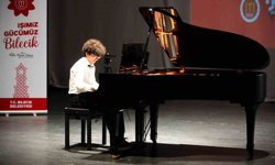 2. Uluslararası Ayva Çiçeği Piyano Festivali'nde 6 ülkeden gelen genç piyanistler hünerlerini sergiledi