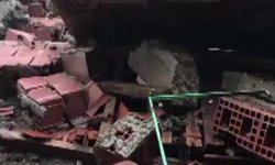 Amasya'da ahır yıkıldı, kadın çiftçi hayvanlarını kurtardı