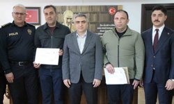 Amasya'da hayat kurtaran polisler: 'Heimlich manevrasını hiç tereddüt etmeden uyguladık'