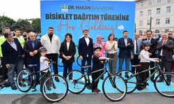 Bahçelievler'de 200 çocuğa bisiklet dağıtım töreni