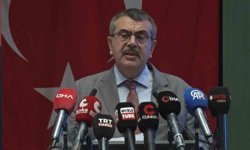 Bakan Tekin: 'Teknolojiye yön verecek insanı yetiştiren ülkeler, geleceğin dilini de kendi değerleriyle kurma imkanına sahip olacaklar'