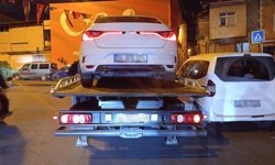 Beyoğlu'nda üzerinden hap çıkan şüpheli, uyuşturucu tacirlerini ele verdi