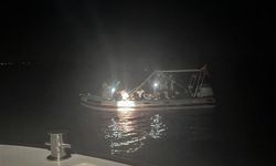 Karaburun açıklarında 17 göçmen kurtarıldı