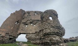Kars'taki bin yıllık Kız Kalesi yok olma tehlikesiyle karşı karşıya