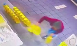 Kaşla göz arasında sıvı yağları alıp kaçtı