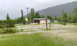 Kelkitçayı taştı, köyler ve tarım arazileri sular altında kaldı