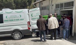 Komşusu tarafından bıçaklanan genç hayatını kaybetti
