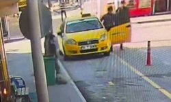 Kontak anahtarı üzerinde bırakılan taksiyi alıp kaçmaya çalıştı, köşeyi dönemeden yakalandı