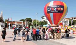 Kültür Yolu Festivali coşkusu Manisa'ya damga vurdu