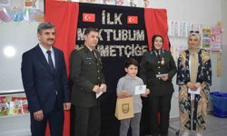 Minik öğrencilerden Mehmetçiğe duygu dolu mektuplar