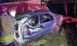Muş'ta aynı otomobilde bulunan 4 kız kardeş kaza geçirdi: 1 ölü