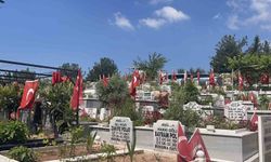 Osmaniye deprem şehitliğinde hüzünlü bayram