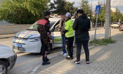 Polise ehliyetsiz yakalanan sürücü 1.32 promil alkollü çıktı