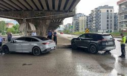 Samsun'da kavşakta kaza: 3 yaralı