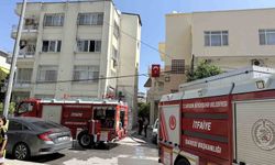 Tarsus'ta apartman dairesinde yangın paniği