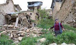 Taş evleriyle Ortaçağ dönemini andıran 8 asırlık köy ilgi bekliyor