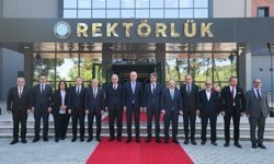 TBMM Başkanı Numan Kurtulmuş Bursa Valiliği'ni ziyaret etti