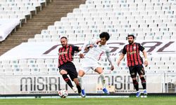 Trendyol Süper Lig: Fatih Karagümrük: 0 - Corendon Alanyaspor: 1 (İlk yarı)