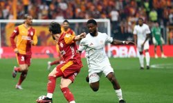 Trendyol Süper Lig: Galatasaray: 0 - Antalyaspor: 0 (Maç devam ediyor)