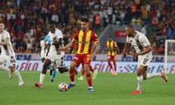 Trendyol Süper Lig: Göztepe: 1 - Gaziantep FK: 0 (İlk yarı)
