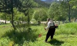 Vatandaşın gönüllü mezarlık temizliği takdir topladı