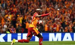 Victor Osimhen bu sezonki gol sayısını 22'ye çıkardı