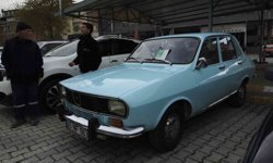 Yarım asırlık klasik otomobil 210 bin liraya yeni sahibini buldu
