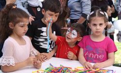 Zeytinburnu Belediyesi tarafından hayata geçirilen Bilgi Evleri'nin 20'nci yılı kutlandı