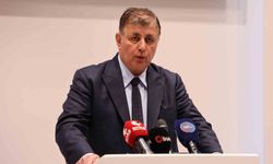 İzmir Büyükşehir Belediye Başkanı Cemil Tugay CHP’den İstifa Etti