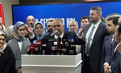 AK Parti'ye geçen Keçiören Belediye Başkanı Özarslan: 'Nasıl geçmişte kapılarımız sonuna kadar herkese açıksa bundan sonra da açık olacak'