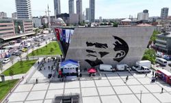 Ataşehir'de Yüzüncü Yıl Atatürk Müzesi ve Kütüphanesi ile İçerenköy Meydanı açıldı