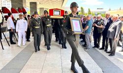 CHP Genel Başkanı Kılıçdaroğlu, Emekli Hava Savunma Albayı Türeli'nin cenaze törenine katıldı