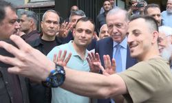 Cumhurbaşkanı Erdoğan Beyoğlu'nda vatandaşlarla buluştu