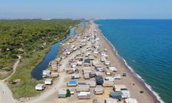 Denize sıfır 5 yıldızlı çardakların yerini halk plajları alıyor